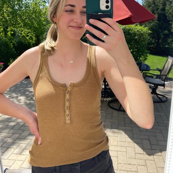 New! Aerie Henley Tank Top, Size M, Ribbed - Picture 3 of 3